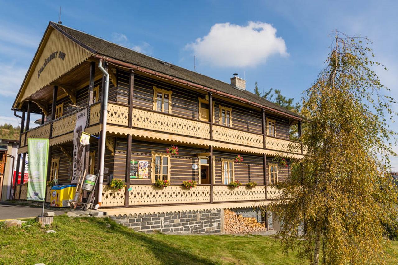 Gasthaus Svajciarsky Dom Vysoké Tatry Exterior foto