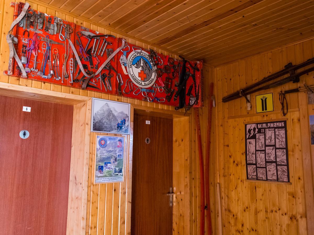 Gasthaus Svajciarsky Dom Vysoké Tatry Exterior foto