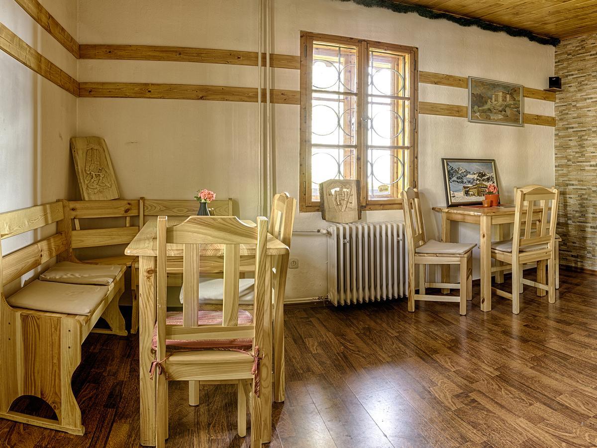 Gasthaus Svajciarsky Dom Vysoké Tatry Exterior foto